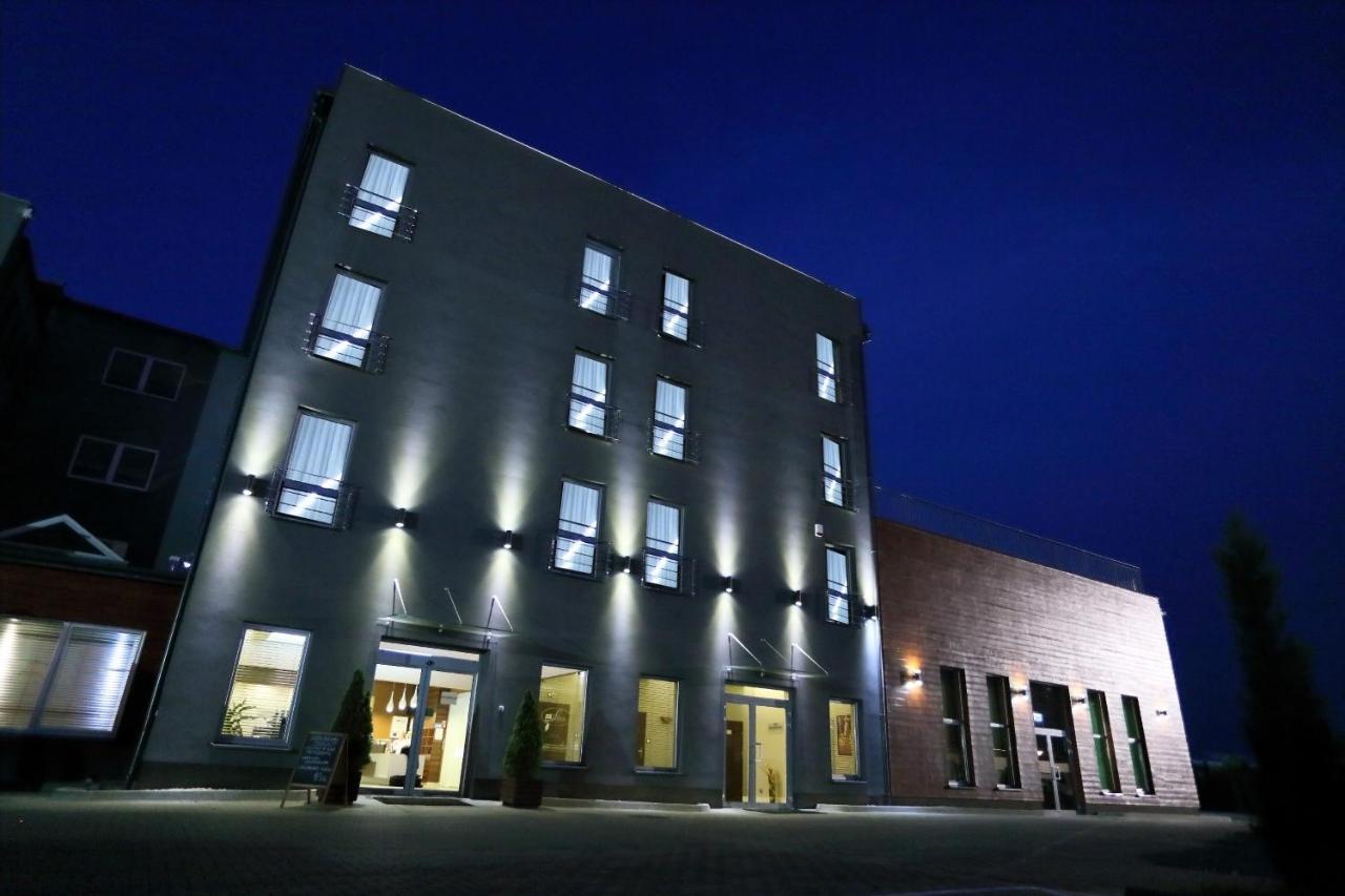 Hotel Silver ビャウィストク エクステリア 写真
